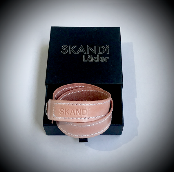 The SKANDi Artisan Läder Wrist Wrap - Salmon Pink